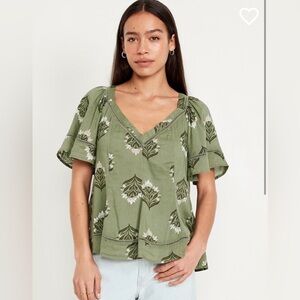 Old Navy V-Neck Lace Trim Top